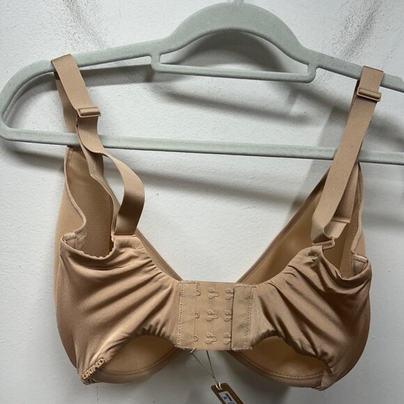 Skims Weightless scoop clay Underwire Bra With Adjustable Straps Size 34H - Picture 6 of 9